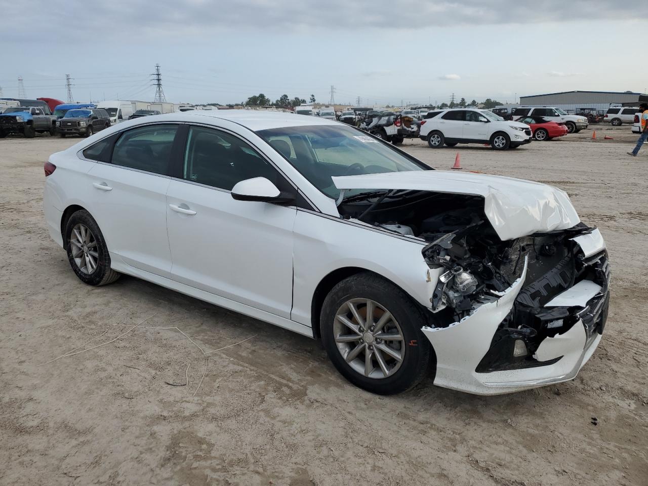 2019 Hyundai Sonata VIN 5NPE24AF1KH729706 Copart auction photo, front end damage thumbnail 4