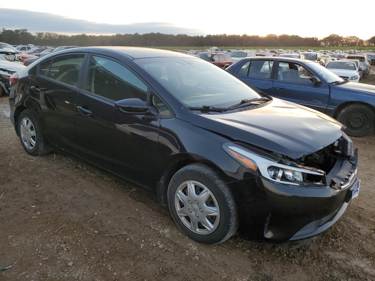 2017 KIA Forte VIN 3KPFK4A76HE148714 Copart auction photo, front end damage thumbnail 4