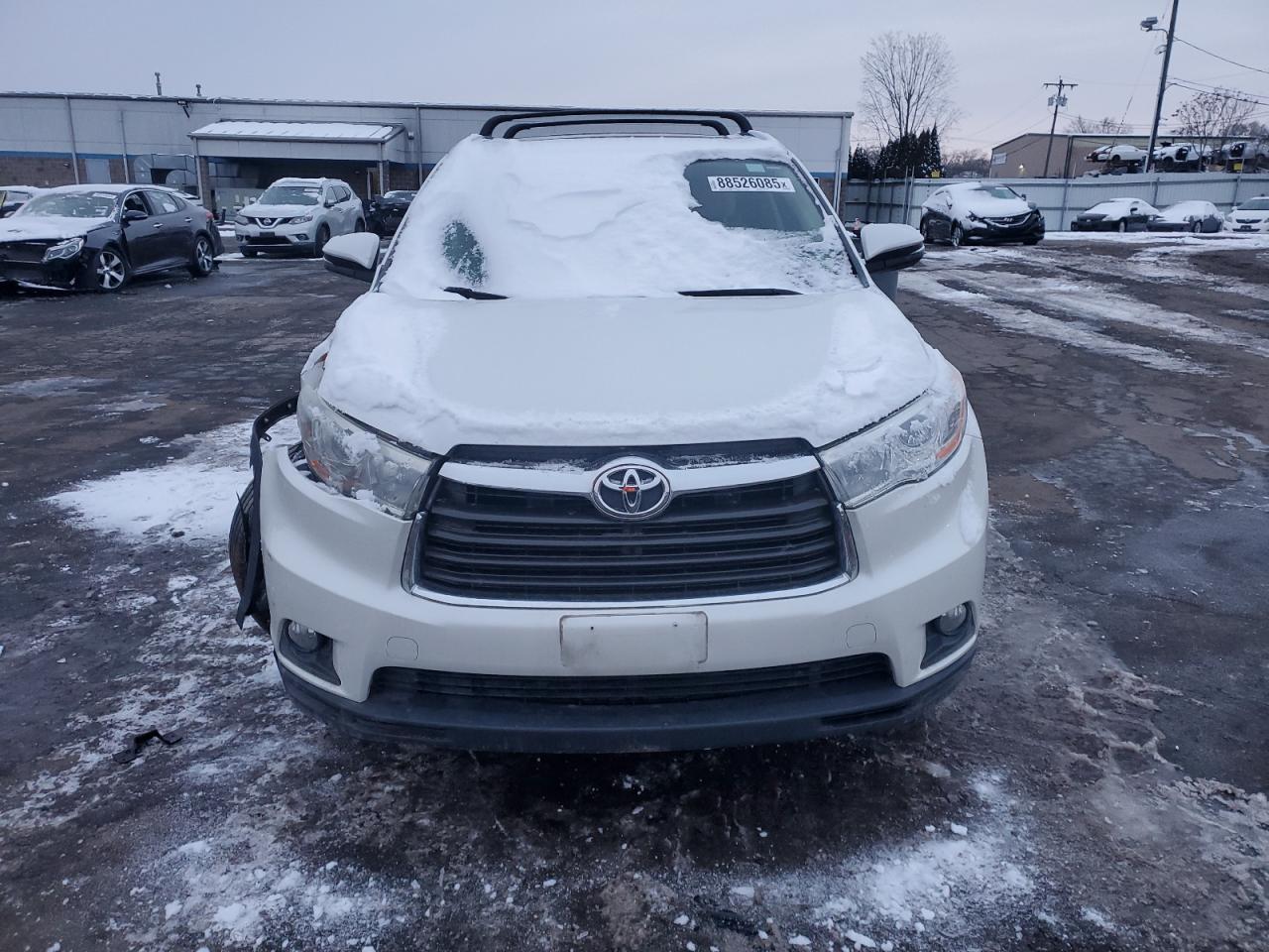 2014 Toyota Highlander VIN 5TDJKRFH1ES067629 Copart auction photo, rear end / front end damage thumbnail 5