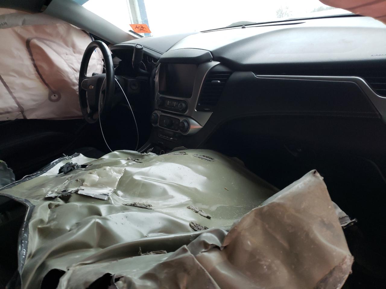 2018 Chevrolet Tahoe VIN 1GNSKAKC4JR321530 Copart auction photo, side / rear end damage thumbnail 8