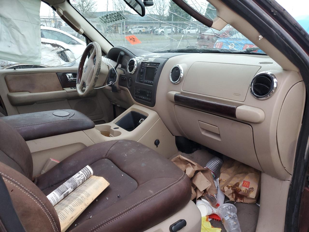 2006 Ford Expedition VIN 1FMFU18576LA84700 Copart auction photo, all over damage thumbnail 8