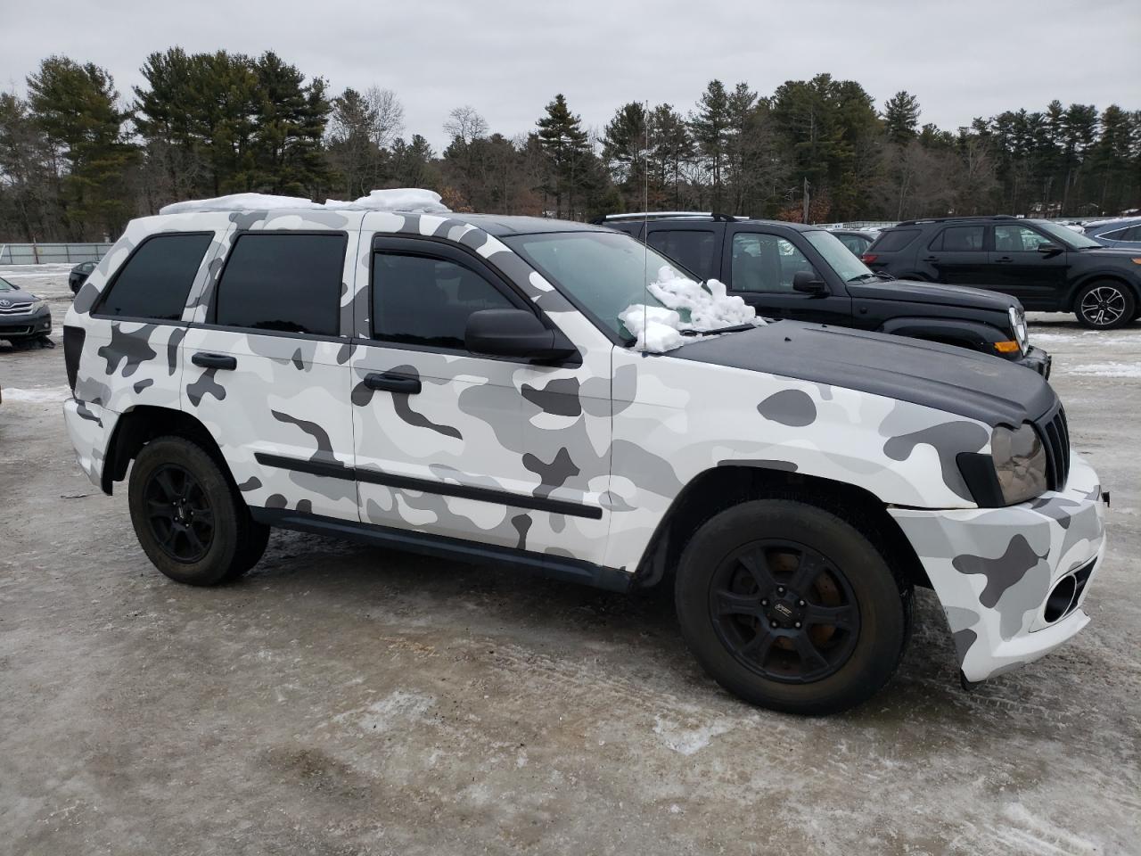 2005 Jeep Grand Cherokee VIN 1J8HR58225C593032 Copart auction photo, front end / mechanical damage thumbnail 4