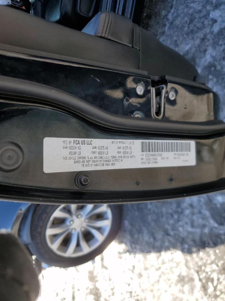 2016 Chrysler 300 VIN 2C3CCAAG0GH135382 Copart auction photo, front end / minor dent/scratches damage thumbnail 12