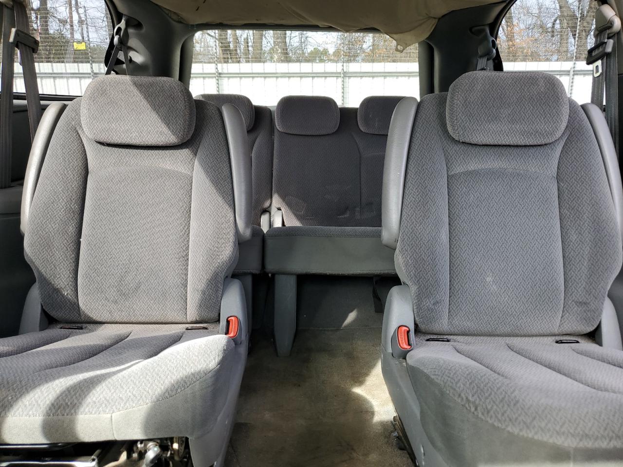 2005 Dodge Caravan VIN 2D4GP44L35R501132 Copart auction photo, all over damage thumbnail 10