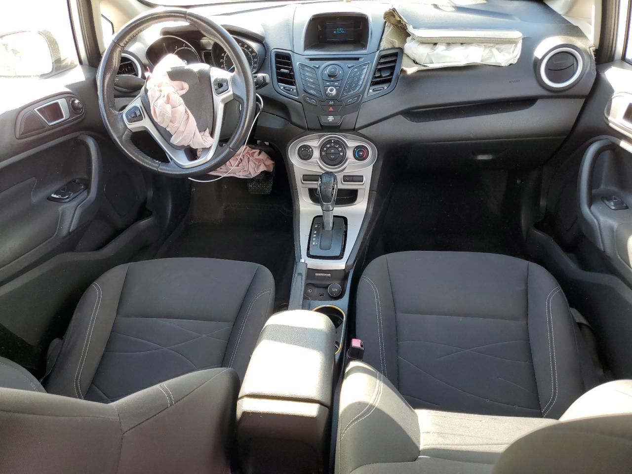 2014 Ford Fiesta VIN 3FADP4EJ5EM107576 Copart auction photo, front end / minor dent/scratches damage thumbnail 8