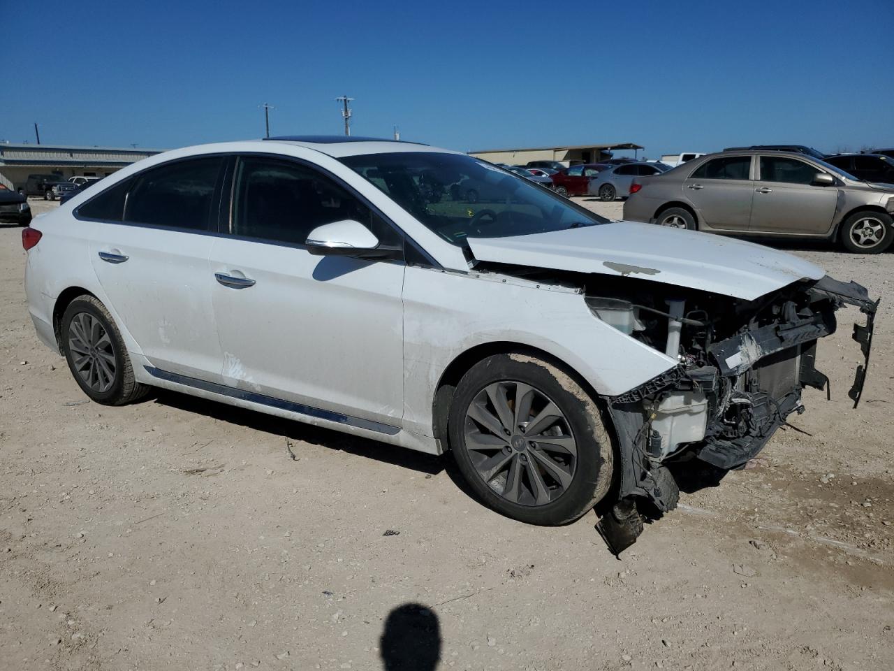 2017 Hyundai Sonata VIN 5NPE34AF4HH455956 Copart auction photo, front end / minor dent/scratches damage thumbnail 4