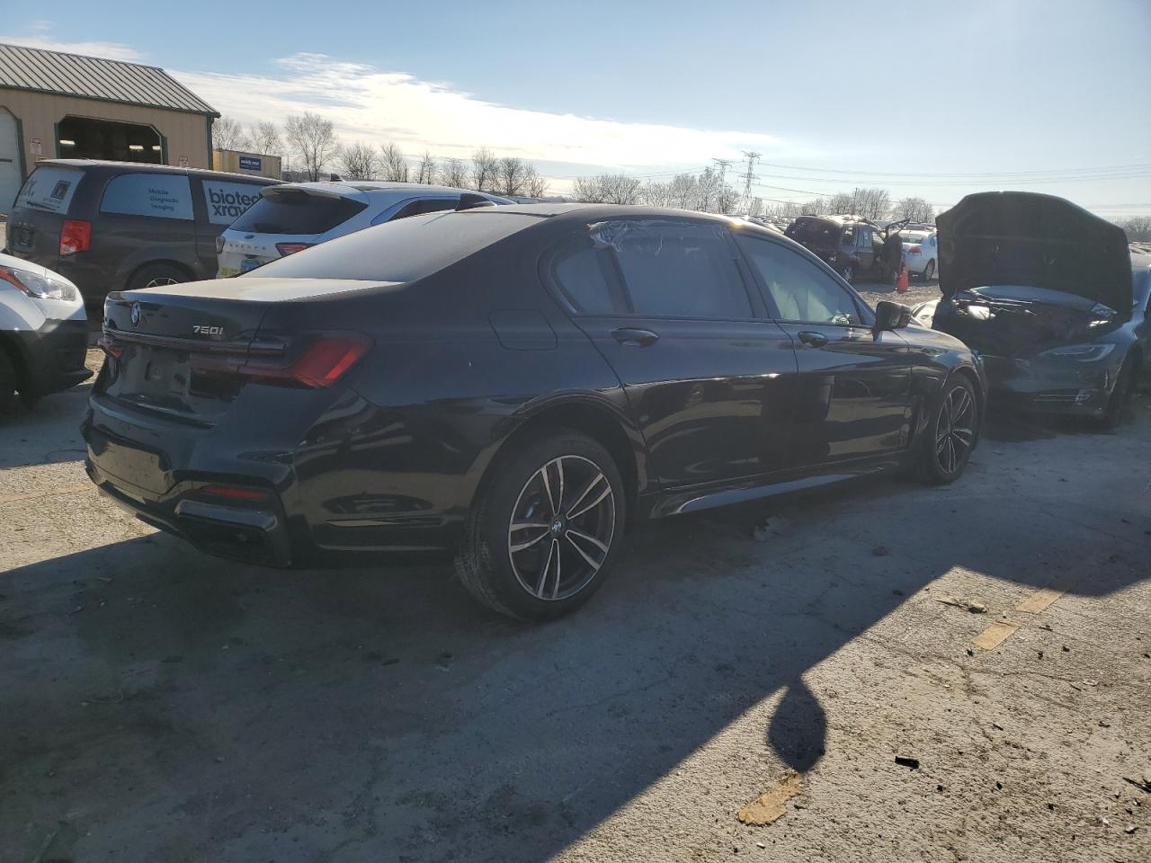 2021 BMW 7er VIN WBA7U2C02MCF77496 Copart auction photo, front end / undercarriage damage thumbnail 3