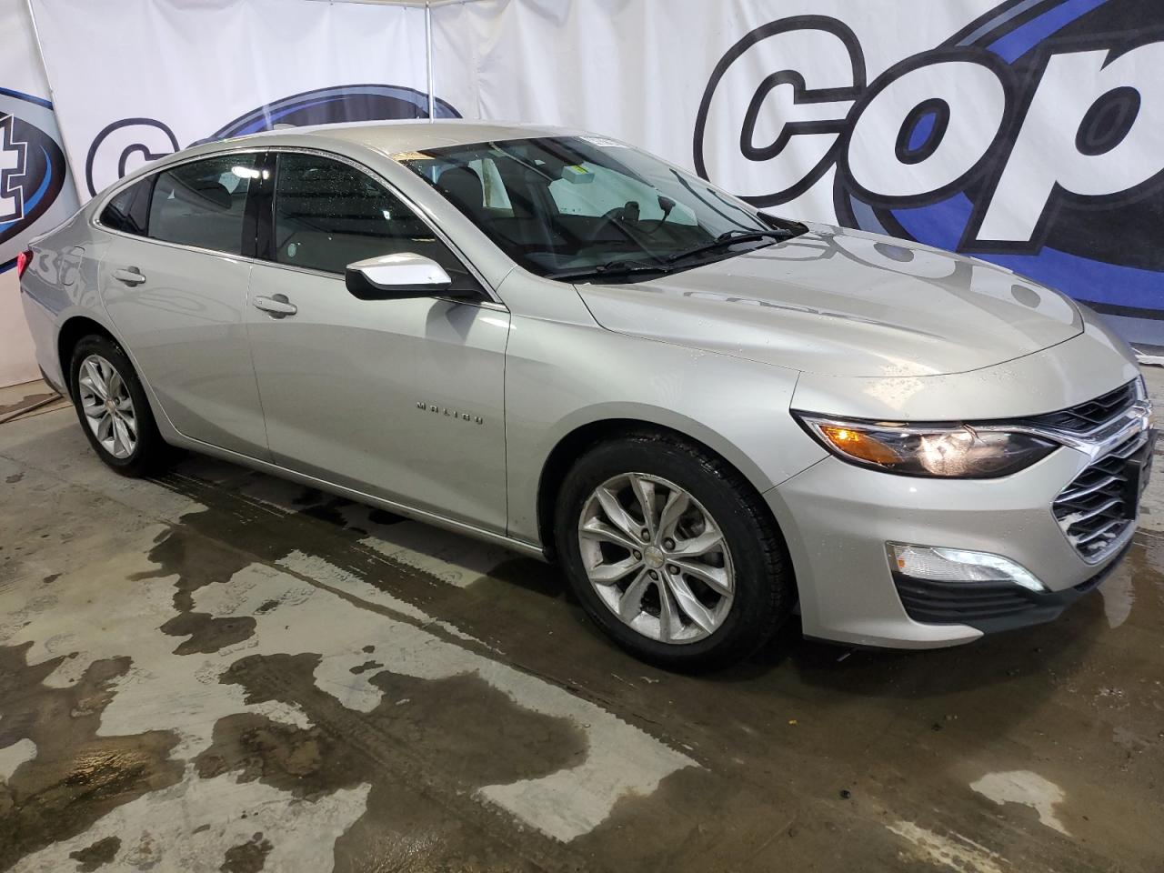 2022 Chevrolet Malibu VIN 1G1ZD5ST4NF122213 Copart auction photo, mechanical / minor dent/scratches damage thumbnail 4