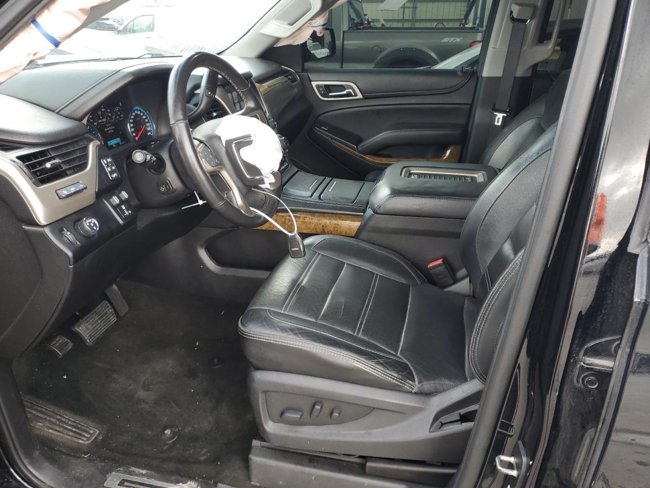 2017 GMC Yukon VIN 1GKS1CKJ7HR261831 Copart auction photo, front end / side damage thumbnail 7