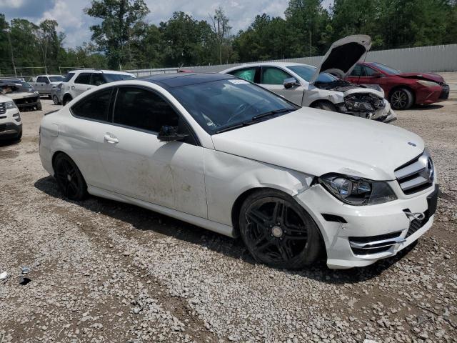 2013 Mercedes-Benz C-klasse VIN WDDGJ4HB8DG023991 Copart auction photo, front end damage thumbnail 4