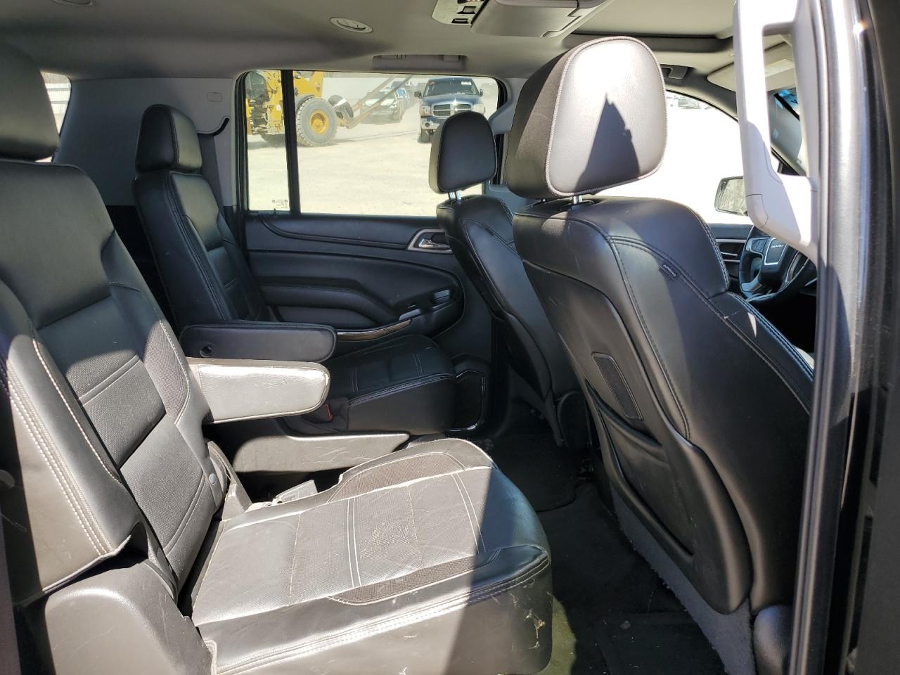 2016 GMC Yukon VIN 1GKS2HKJXGR252310 Copart auction photo, front end / undercarriage damage thumbnail 11