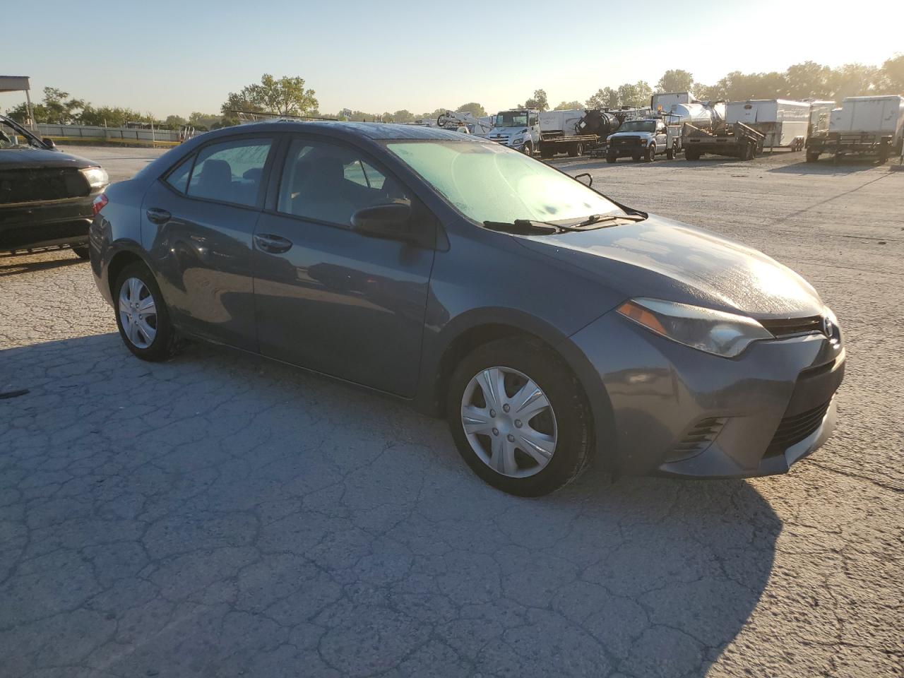 2015 Toyota Corolla VIN 2T1BURHE9FC414006 Copart auction photo, all over / undercarriage damage thumbnail 4