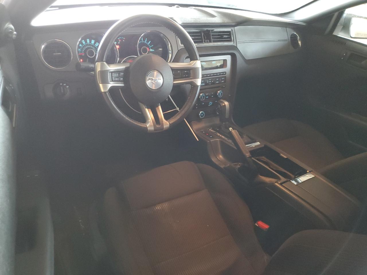 2013 Ford Mustang VIN 1ZVBP8AM4D5262632 Copart auction photo, side / rear end damage thumbnail 8