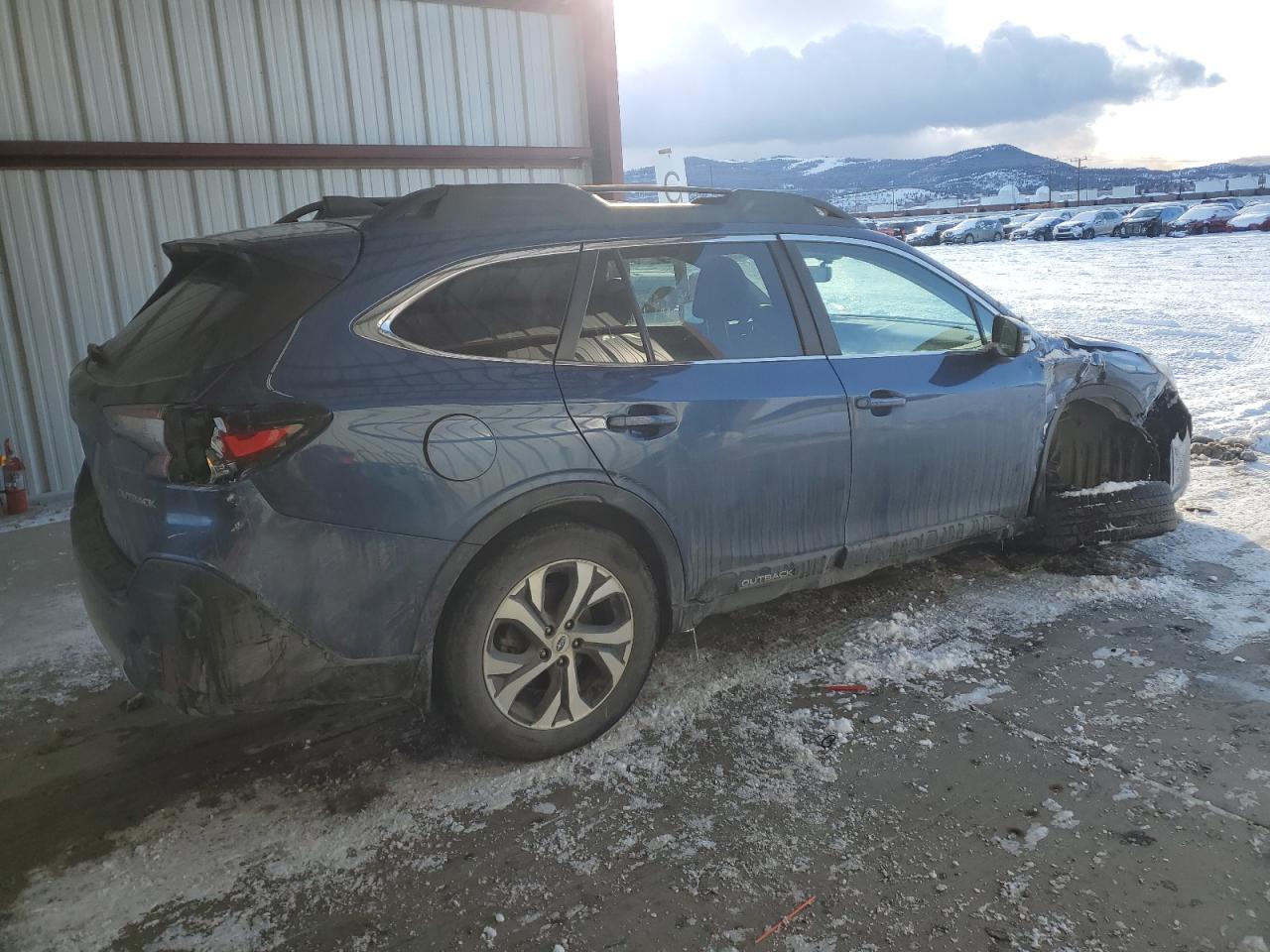 2020 Subaru Outback VIN 4S4BTANC4L3128619 Copart auction photo, front end / minor dent/scratches damage thumbnail 3