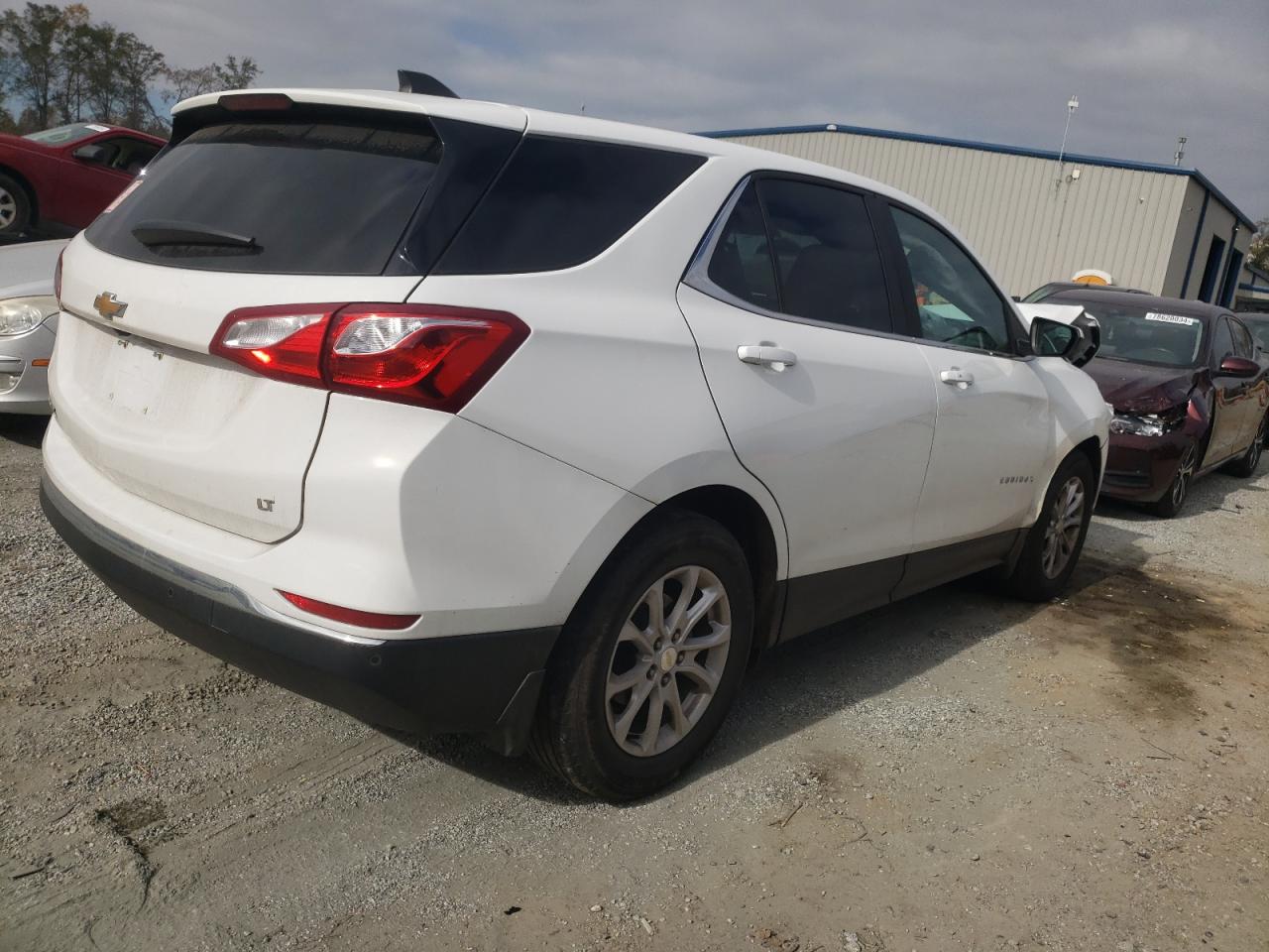 2021 Chevrolet Equinox VIN 3GNAXKEV5MS155293 Copart auction photo, front end / side damage thumbnail 3