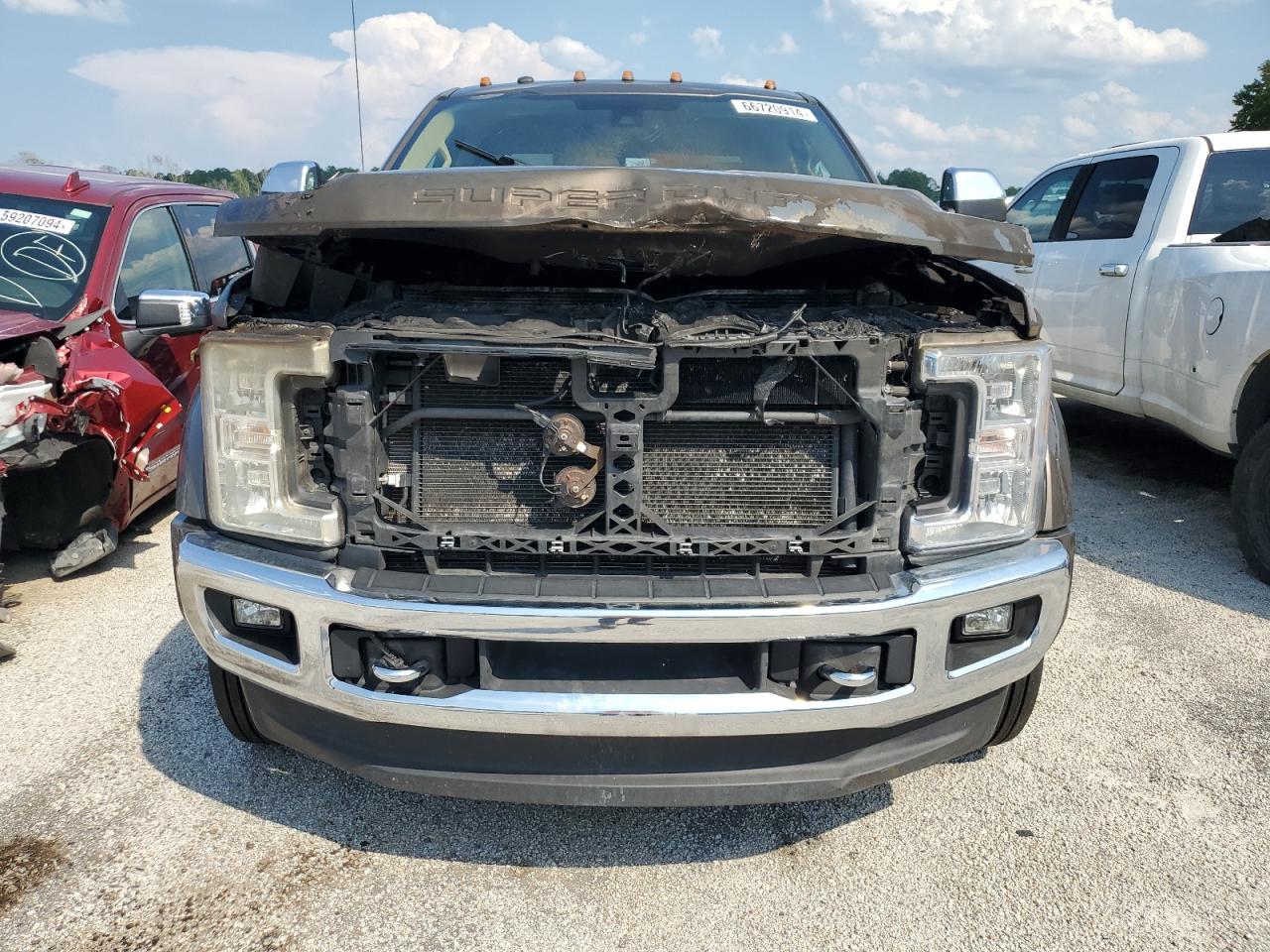 2017 Ford F450 VIN 1FT8W4DT8HEE83023 Copart auction photo, burn damage thumbnail 5