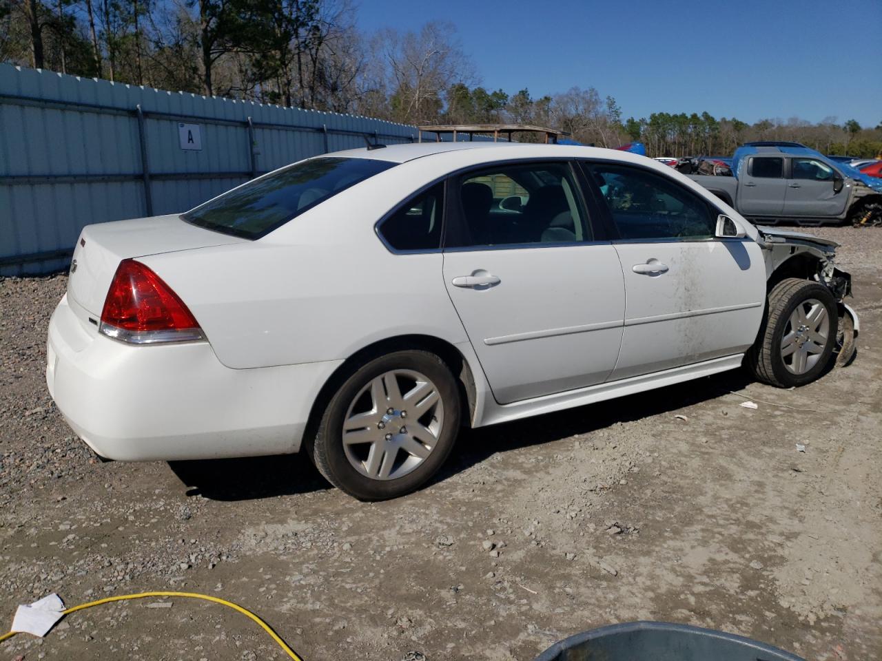 2014 Chevrolet Impala VIN 2G1WB5E36E1172297 Copart auction photo, front end / minor dent/scratches damage thumbnail 3
