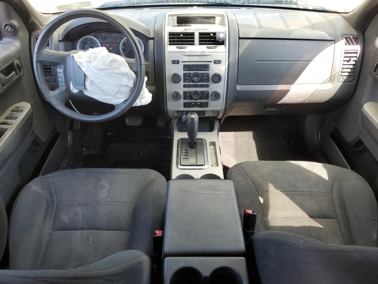 2008 Ford Escape VIN 1FMCU03Z18KD07121 Copart auction photo, front end damage thumbnail 8
