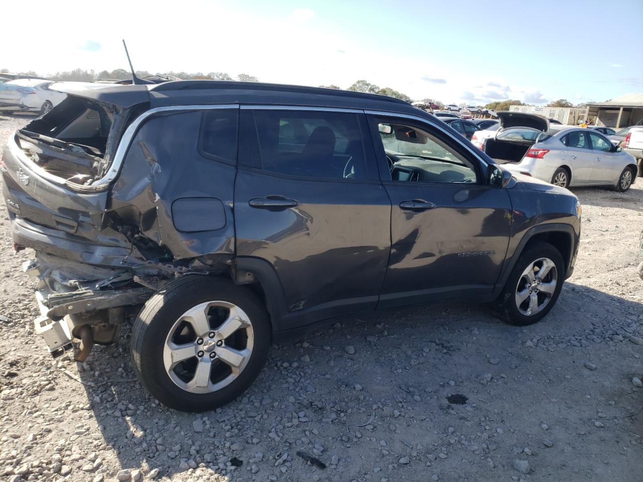 2018 Jeep Compass VIN 3C4NJDBB9JT398662 Copart auction photo, rear end / side damage thumbnail 3
