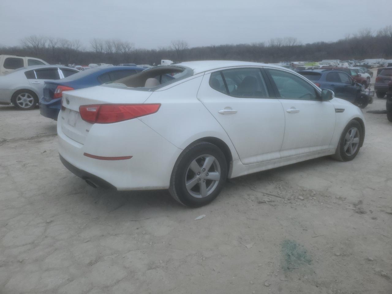 2014 KIA Optima VIN 5XXGM4A74EG340487 Copart auction photo, vandalism / mechanical damage thumbnail 3