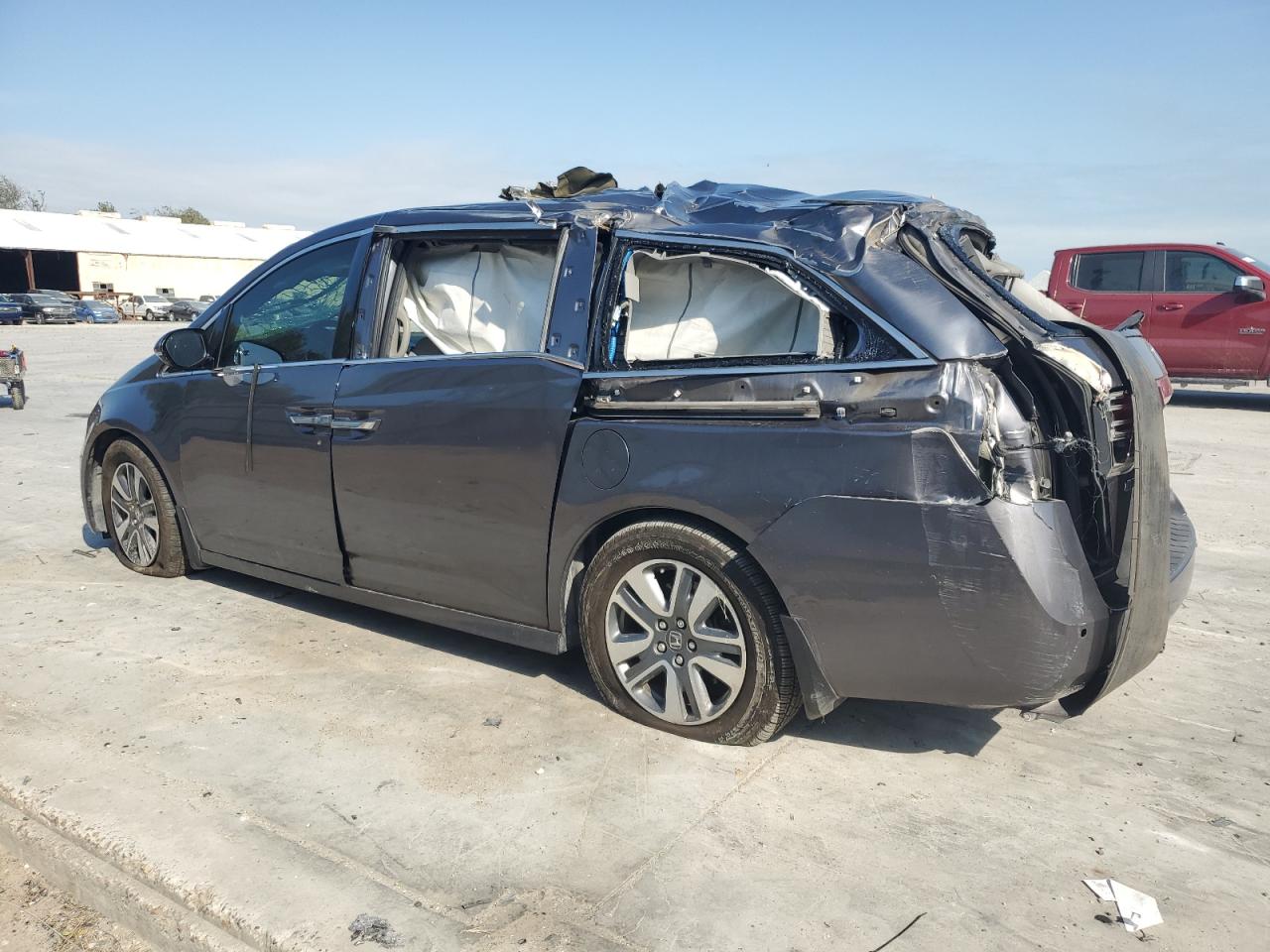 2015 Honda Odyssey VIN 5FNRL5H94FB022480 Copart auction photo, all over damage thumbnail 2