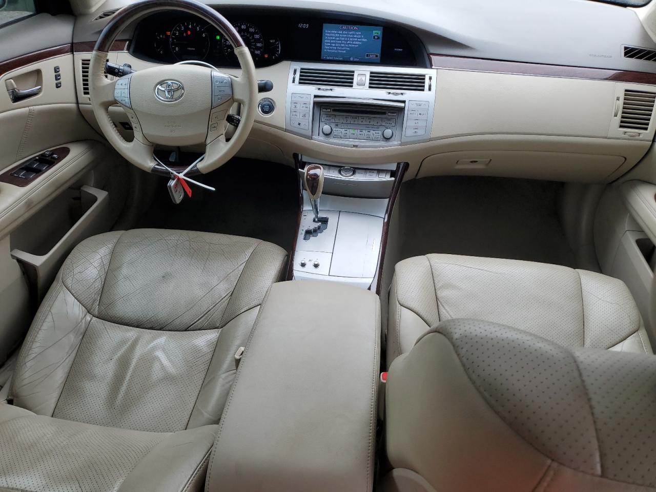 2010 Toyota Avalon VIN 4T1BK3DB1AU367351 Copart auction photo, front end / minor dent/scratches damage thumbnail 8