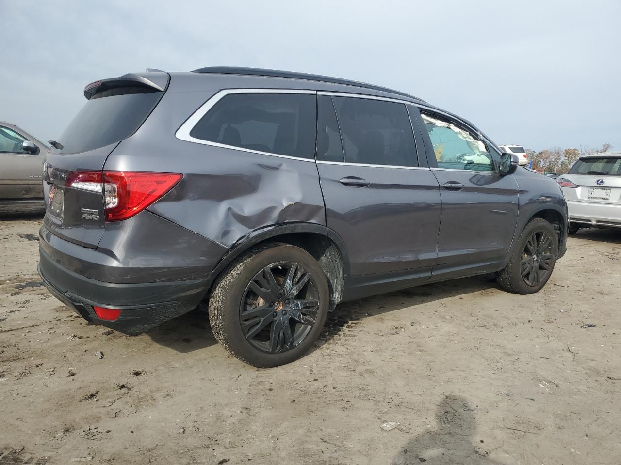 2022 Honda Pilot VIN 5FNYF6H25NB081550 Copart auction photo, rollover damage thumbnail 3