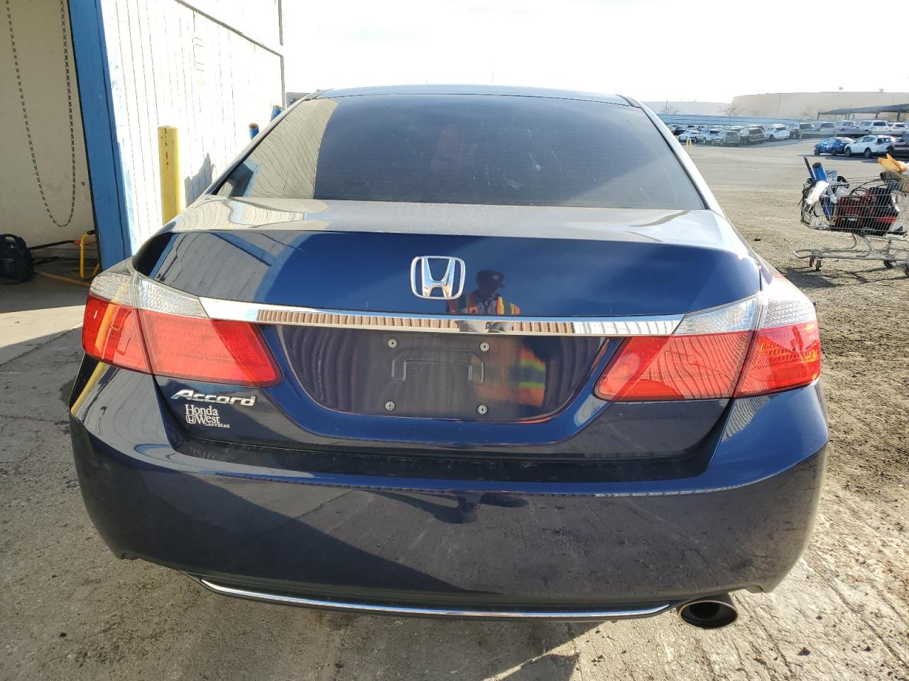 2015 Honda Accord VIN 1HGCR2F34FA253701 Copart auction photo, all over damage thumbnail 6