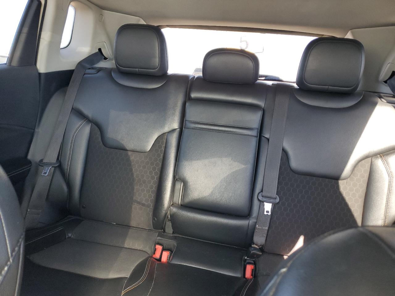 2018 Jeep Compass VIN 3C4NJDBB0JT207050 Copart auction photo, front end damage thumbnail 10