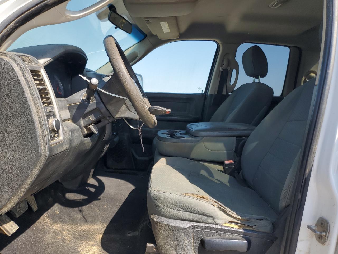 2015 RAM 1500 VIN 1C6RR7FT1FS500180 Copart auction photo, minor dent/scratches / normal wear damage thumbnail 7
