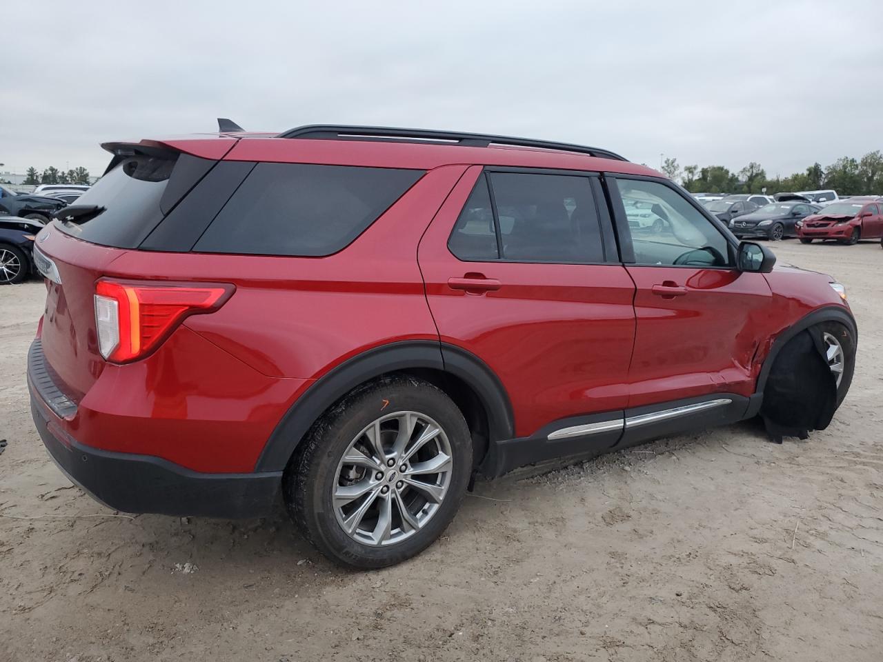 2023 Ford Explorer VIN 1FMSK7DH9PGC12596 Copart auction photo, side damage thumbnail 3