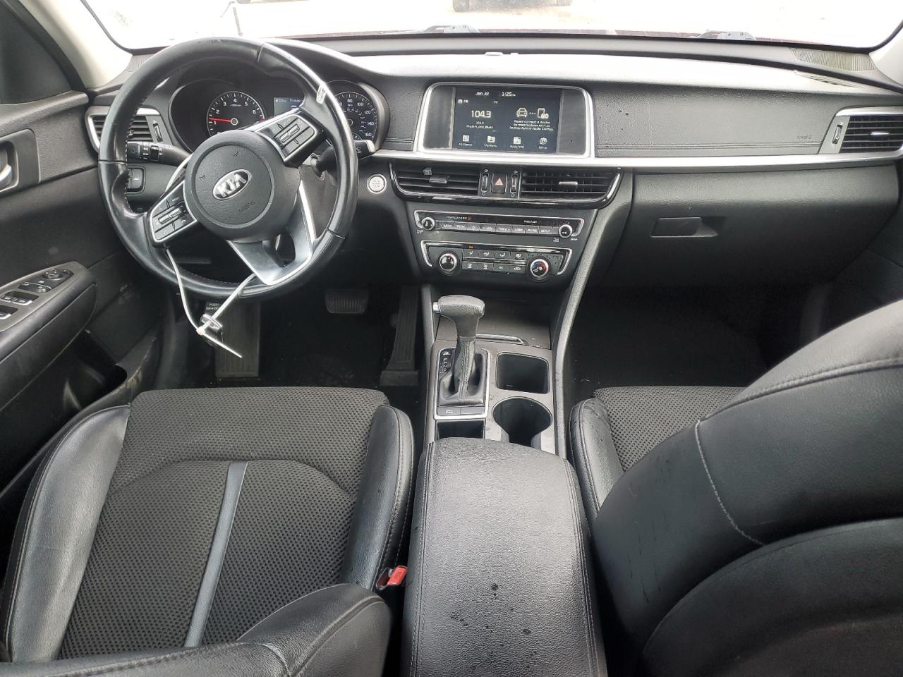 2020 KIA Optima VIN 5XXGT4L33LG409583 Copart auction photo, front end damage thumbnail 8