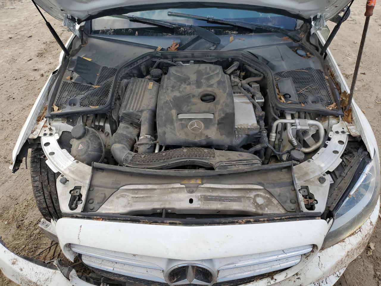 2016 Mercedes-Benz C-klasse VIN WDDWF4JB3GR151331 Copart auction photo, all over damage thumbnail 11