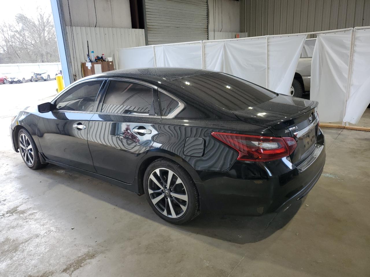 2017 Nissan Altima VIN 1N4AL3AP7HN317920 Copart auction photo, side / rear end damage thumbnail 2