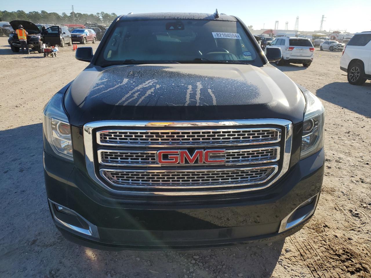 2019 GMC Yukon VIN 1GKS1GKC8KR335922 Copart auction photo, side damage thumbnail 5