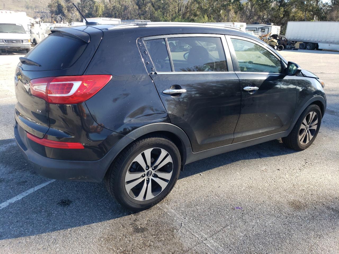 2011 KIA Sportage VIN KNDPC3A26B7132603 Copart auction photo, front end damage thumbnail 3