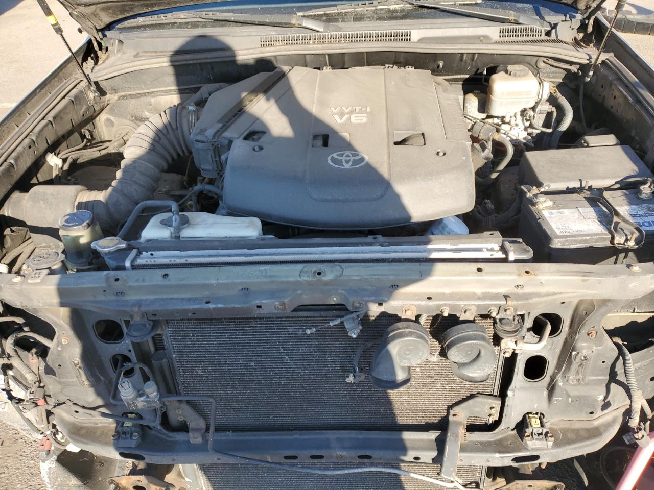 2008 Toyota 4Runner VIN JTEBU14R38K033839 Copart auction photo, front end / minor dent/scratches damage thumbnail 12