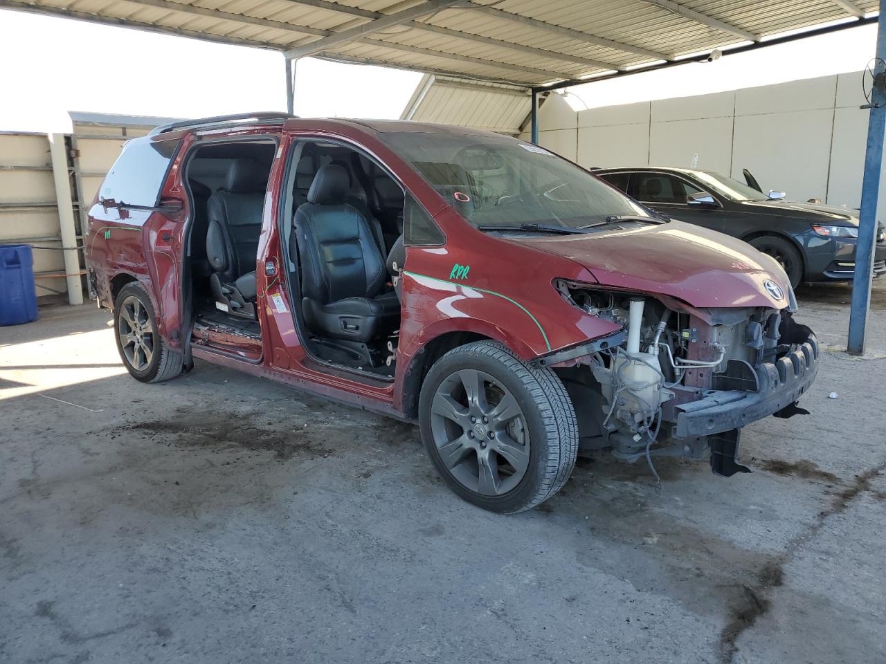 2015 Toyota Sienna VIN 5TDXK3DC0FS636115 Copart auction photo, all over damage thumbnail 4