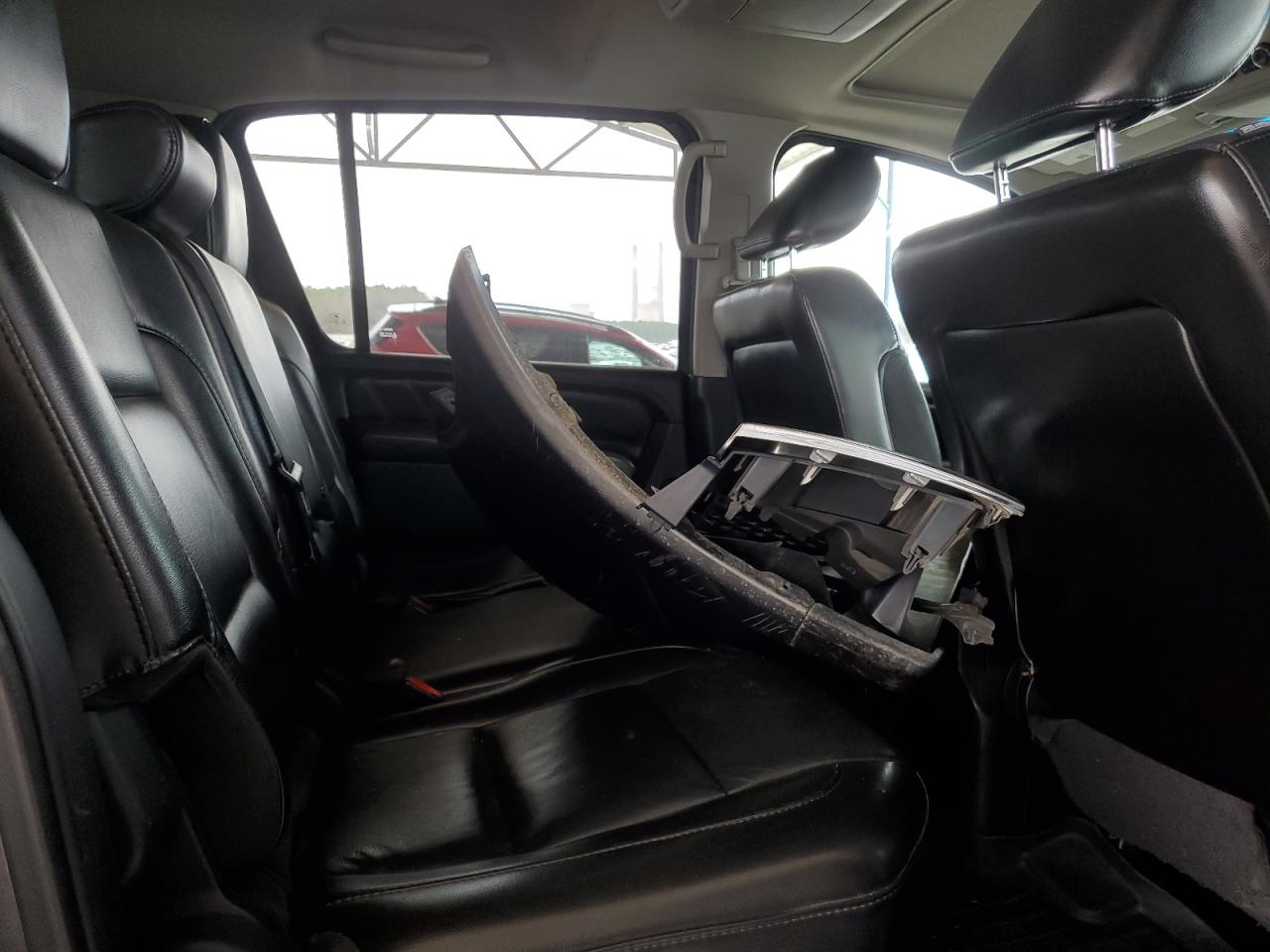 2015 Nissan Armada VIN 5N1BA0NC9FN607370 Copart auction photo, front end / minor dent/scratches damage thumbnail 11