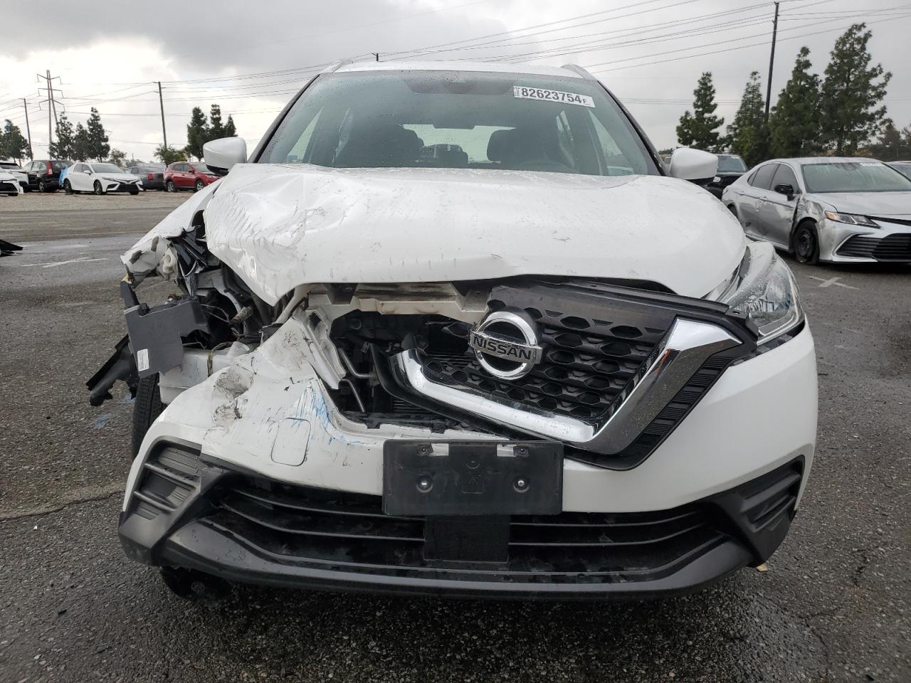 2020 Nissan Kicks VIN 3N1CP5CV3LL503366 Copart auction photo, front end / side damage thumbnail 5