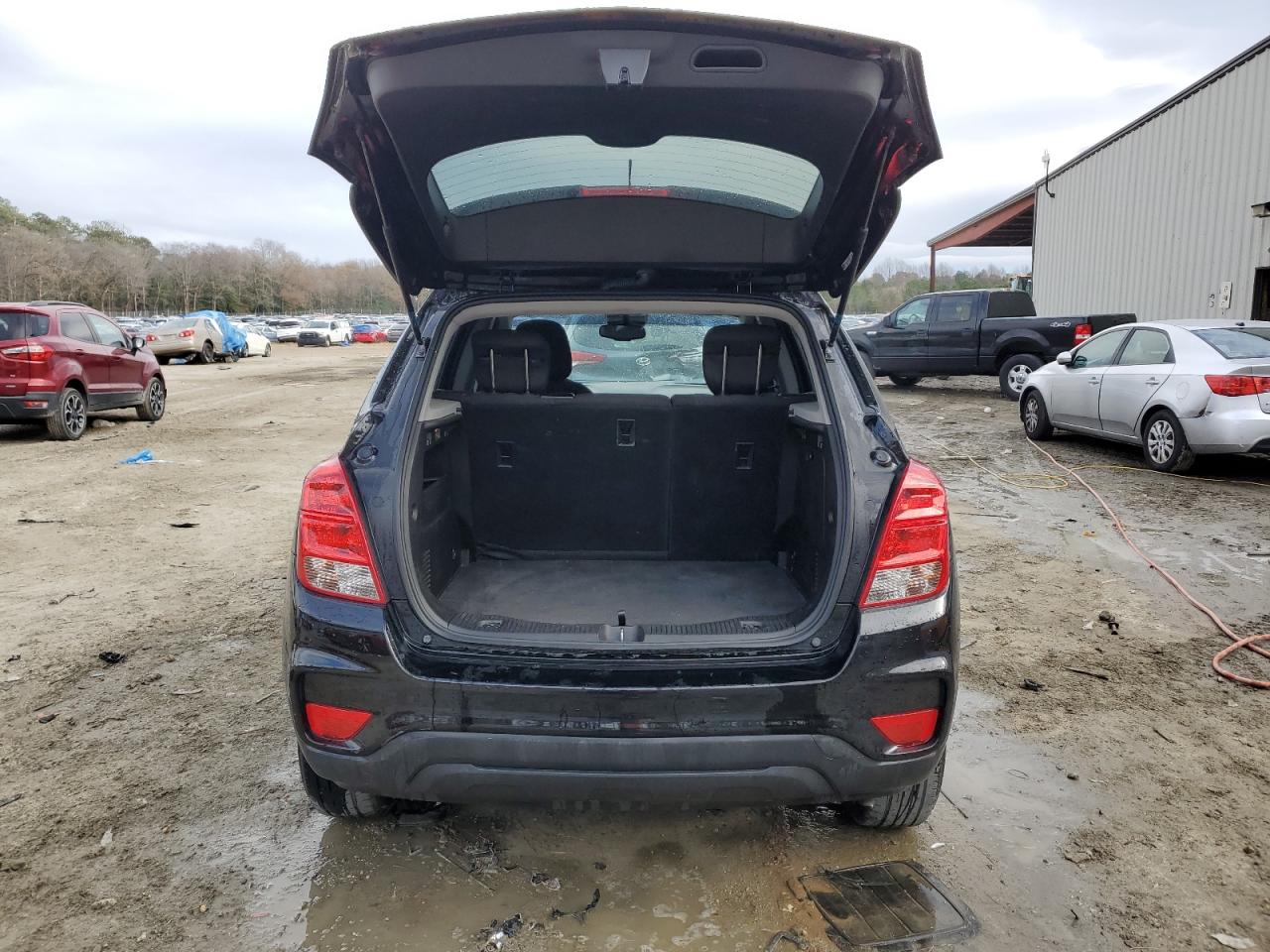 2020 Chevrolet Trax VIN 3GNCJKSB4LL297731 Copart auction photo, front end / minor dent/scratches damage thumbnail 6