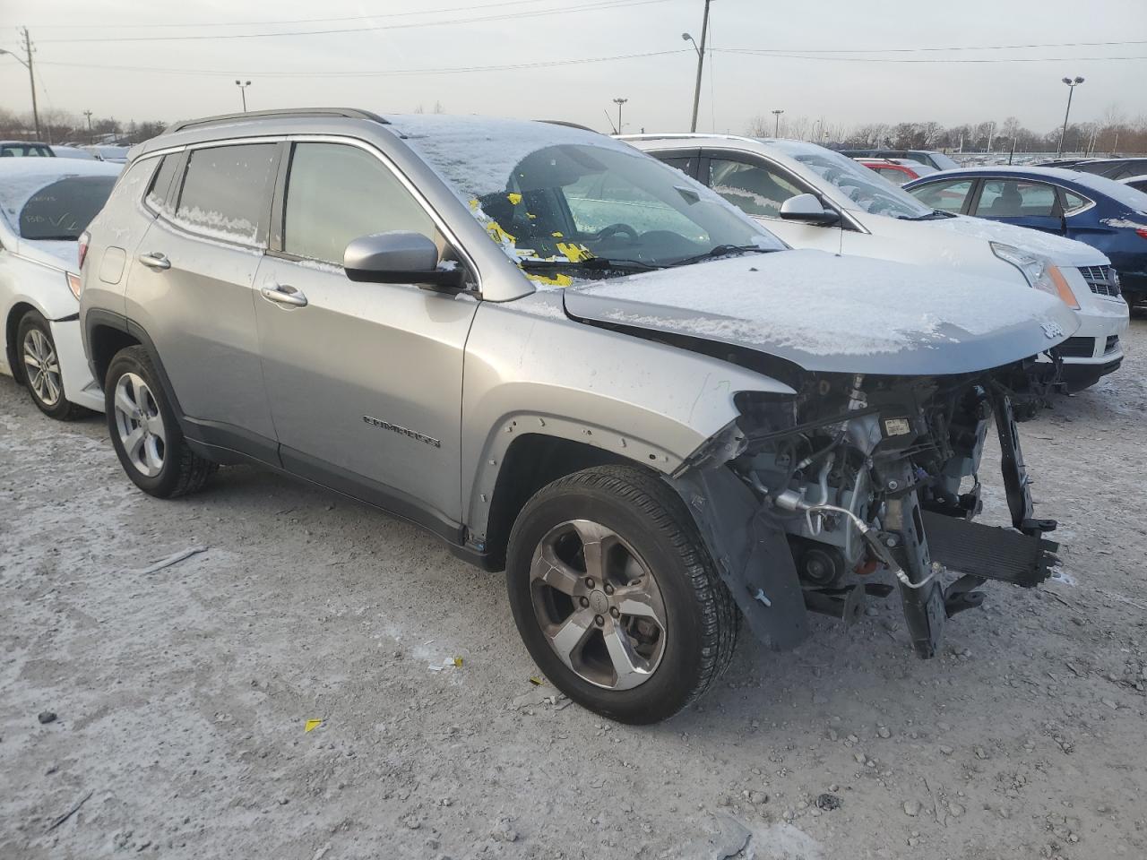 2019 Jeep Compass VIN 3C4NJDBB3KT670625 Copart auction photo, front end / mechanical damage thumbnail 4