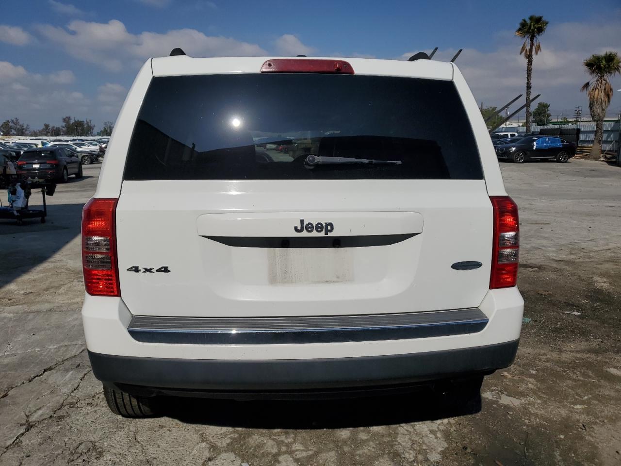 2011 Jeep Liberty (Patriot) VIN 1J4NF4GB9BD211965 Copart auction photo, side damage thumbnail 6