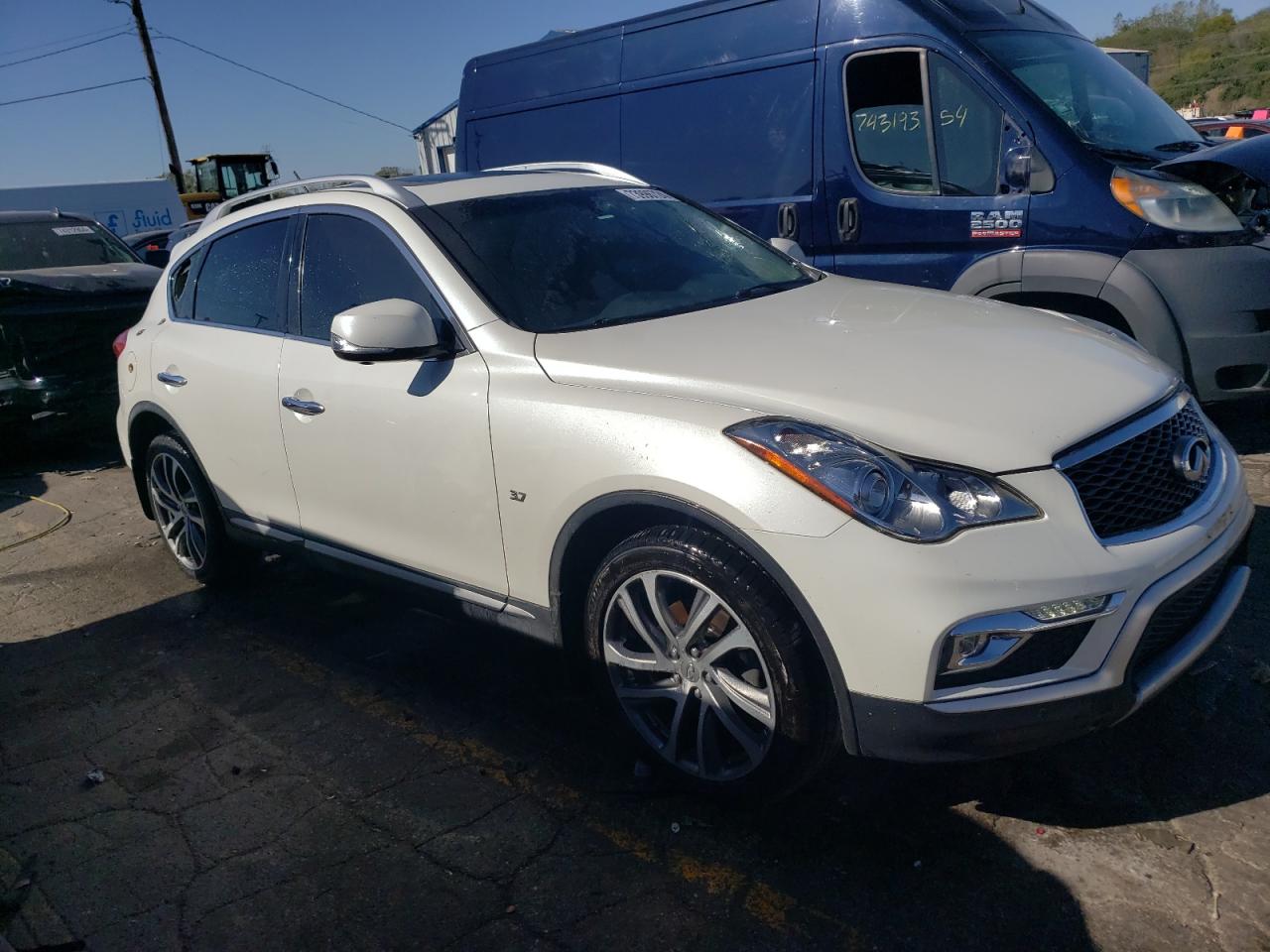 2017 Infiniti QX50 VIN JN1BJ0RP8HM389791 Copart auction photo, vandalism damage thumbnail 4