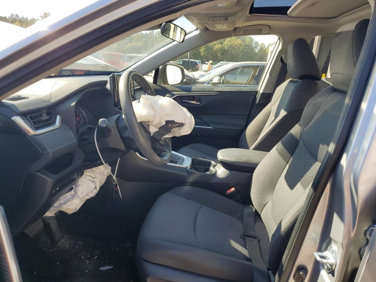 2019 Toyota RAV 4 VIN JTMW1RFV5KD016088 Copart auction photo, front end / rear end damage thumbnail 7