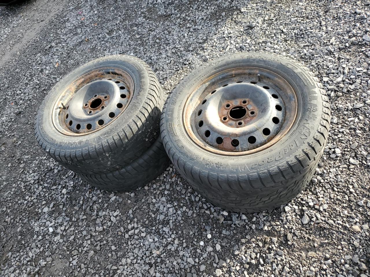 2016 Ford Focus VIN 1FADP3F21GL316612 Copart auction photo, minor dent/scratches / normal wear damage thumbnail 12