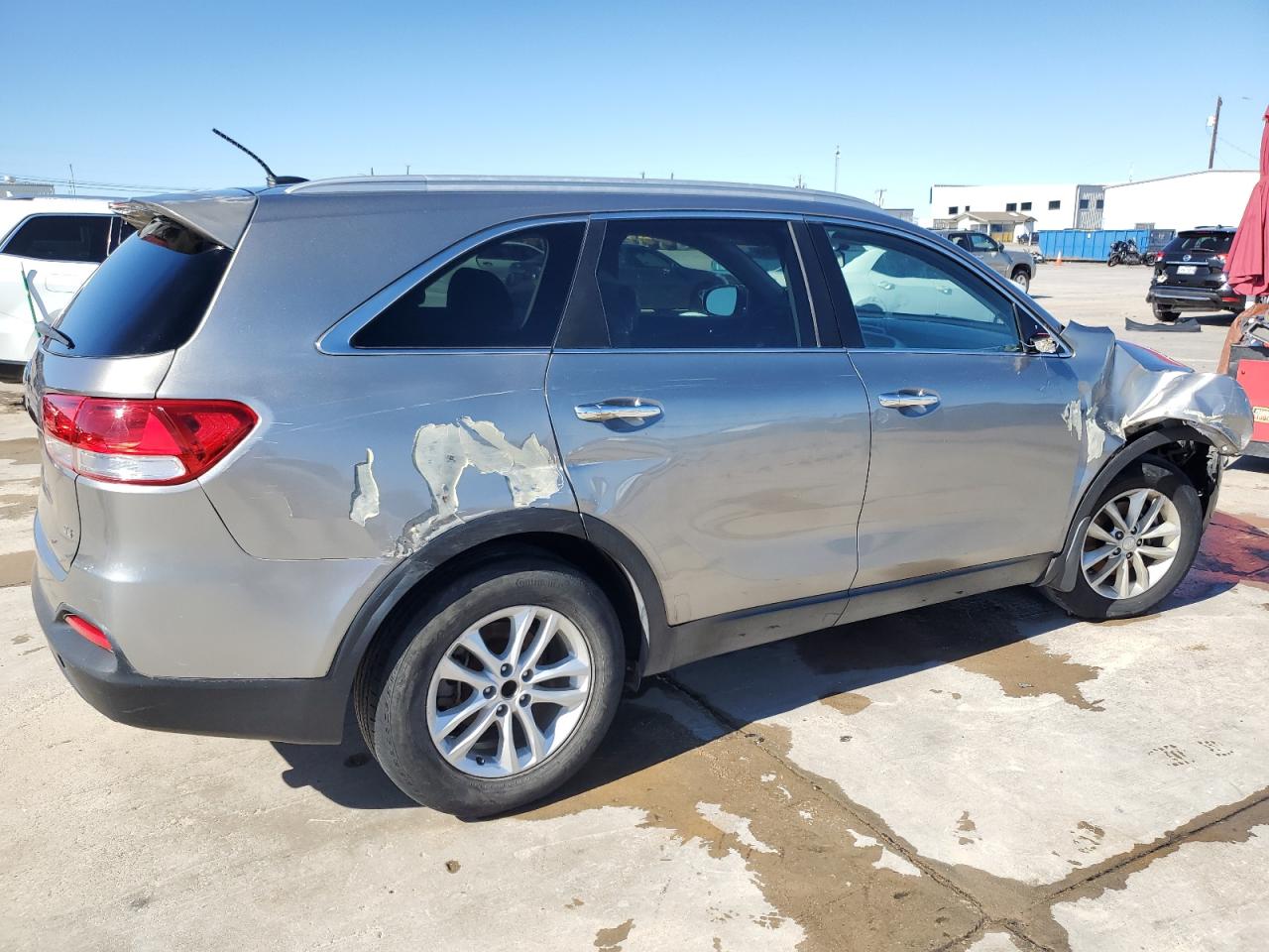 2018 KIA Sorento VIN 5XYPG4A53JG374836 Copart auction photo, side damage thumbnail 3