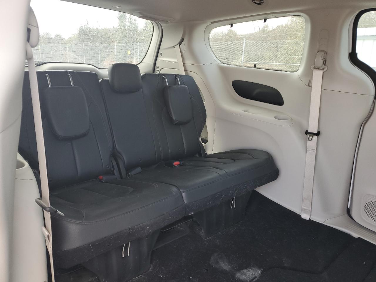 2019 Chrysler Pacifica VIN 2C4RC1BG7KR569564 Copart auction photo, side damage thumbnail 11