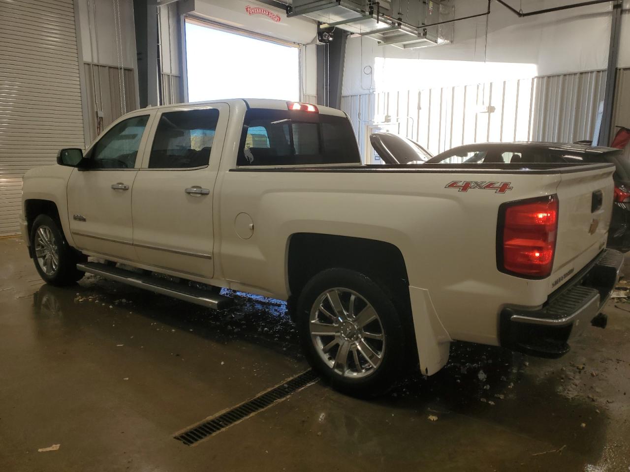 2015 Chevrolet Silverado VIN 3GCUKTEC5FG132112 Copart auction photo, front end damage thumbnail 2