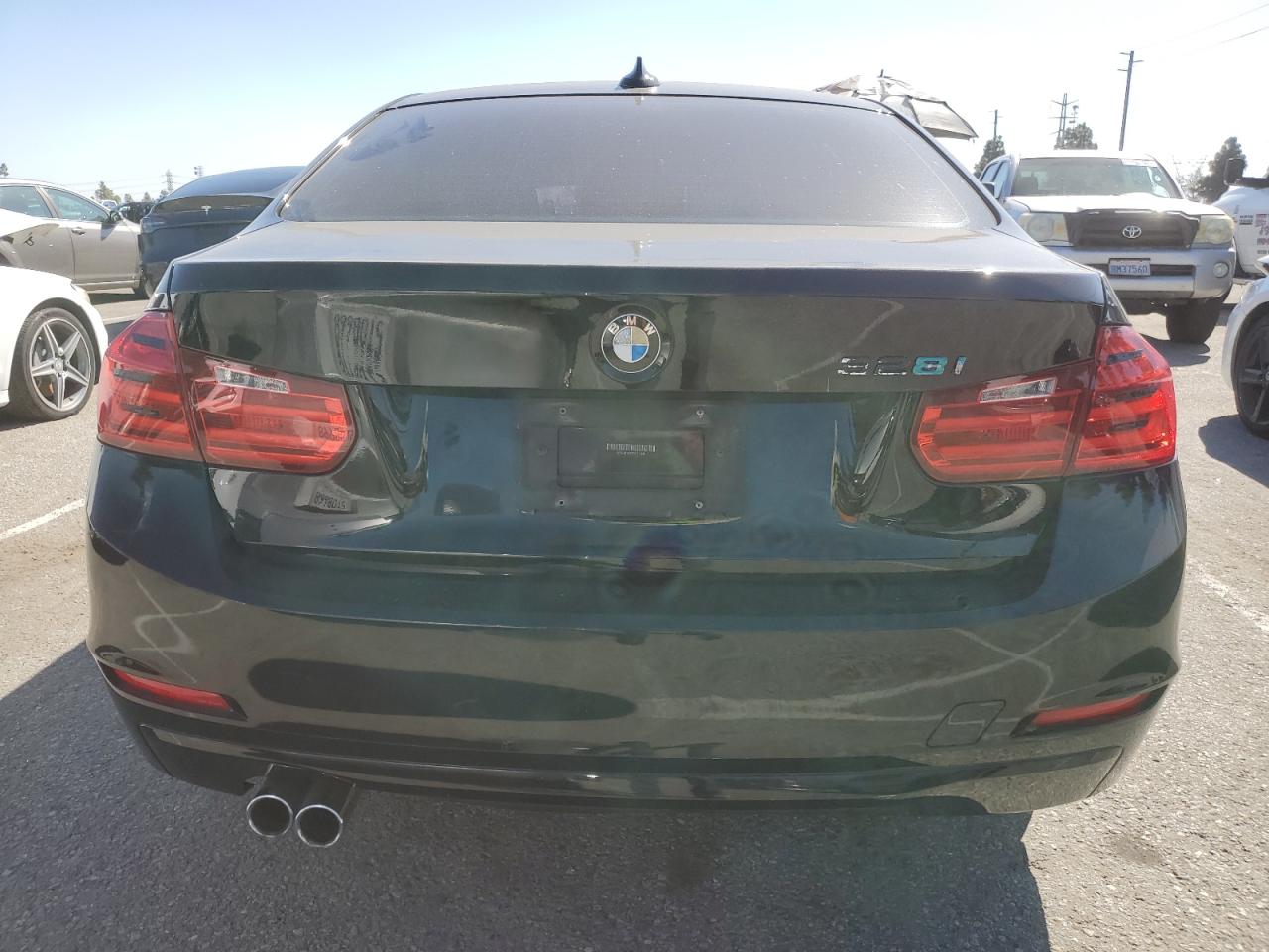 2014 BMW 3er VIN WBA3C1C53EK111345 Copart auction photo, front end / undercarriage damage thumbnail 6